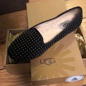 *Almost* New Women’s UGG Flats- Black with studs